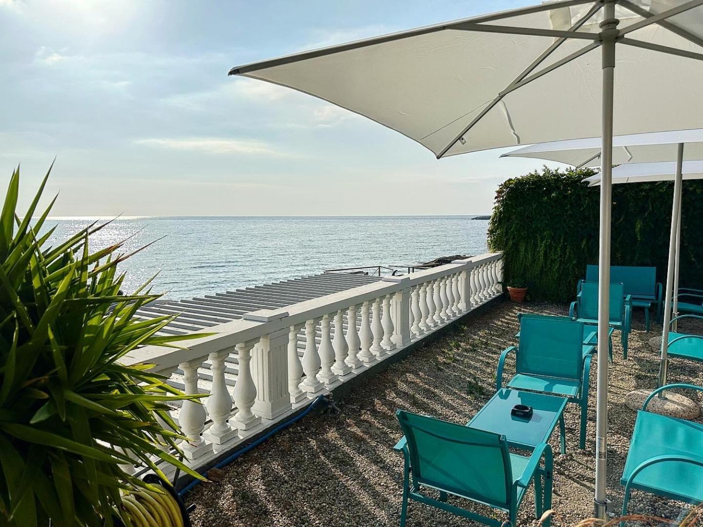 Hotel Golfo E Palme Diano Marina Exterior foto