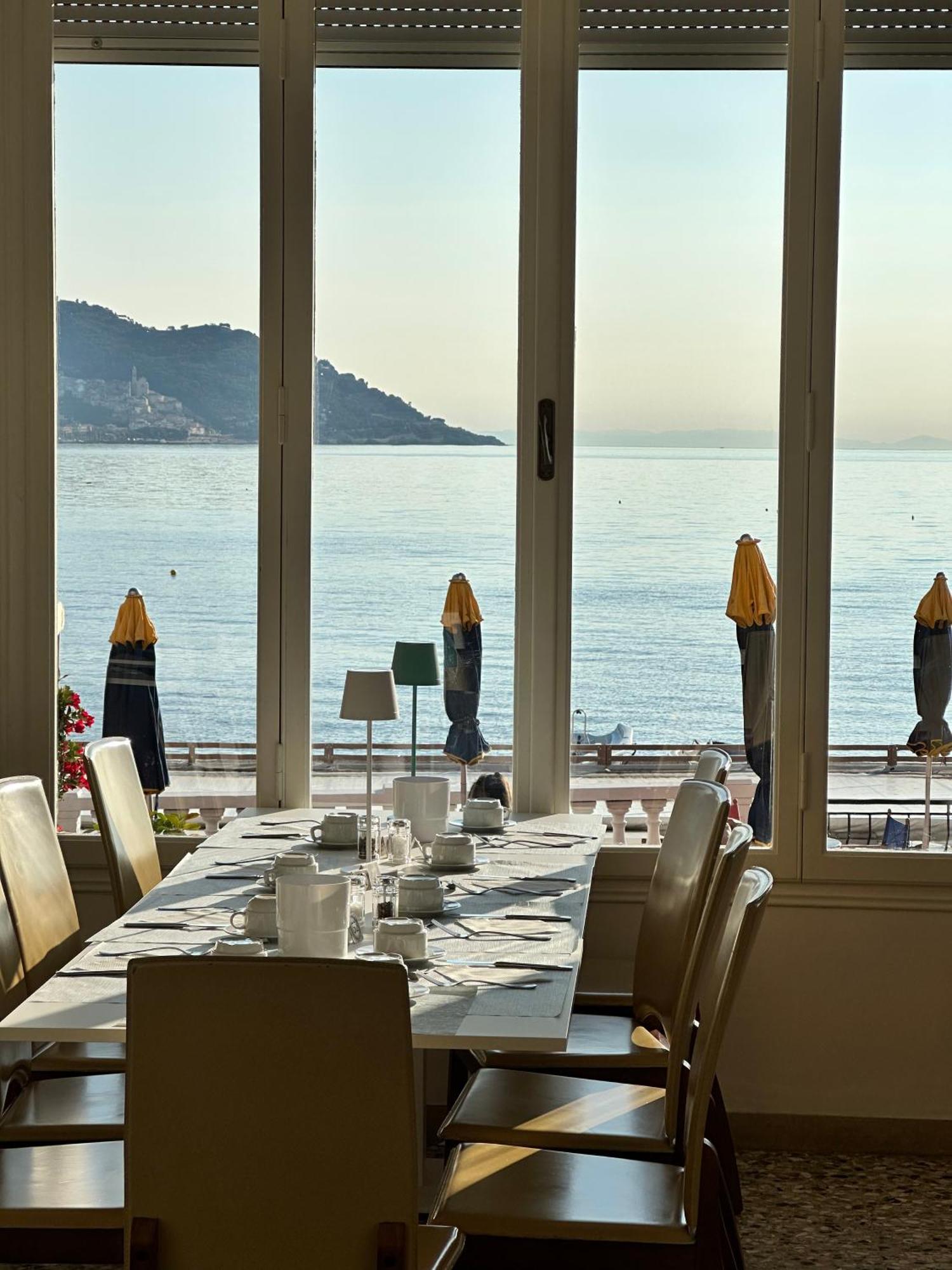 Hotel Golfo E Palme Diano Marina Exterior foto