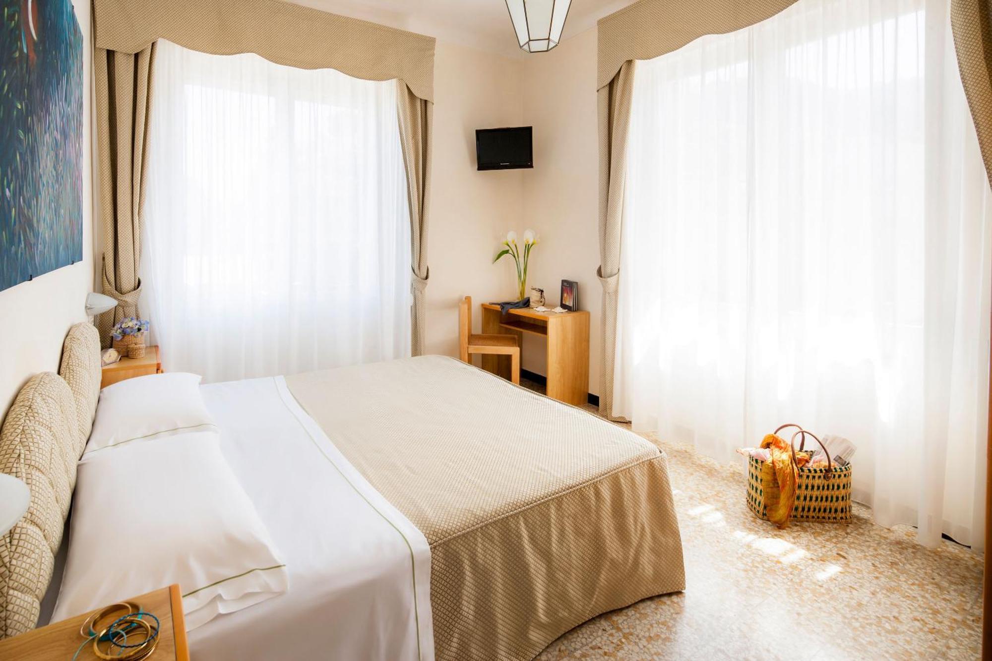 Hotel Golfo E Palme Diano Marina Quarto foto
