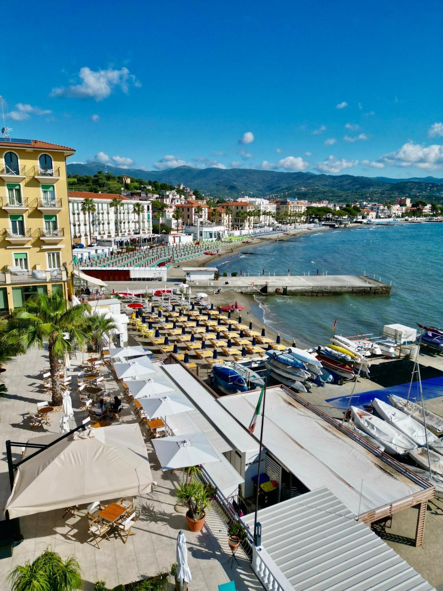 Hotel Golfo E Palme Diano Marina Exterior foto