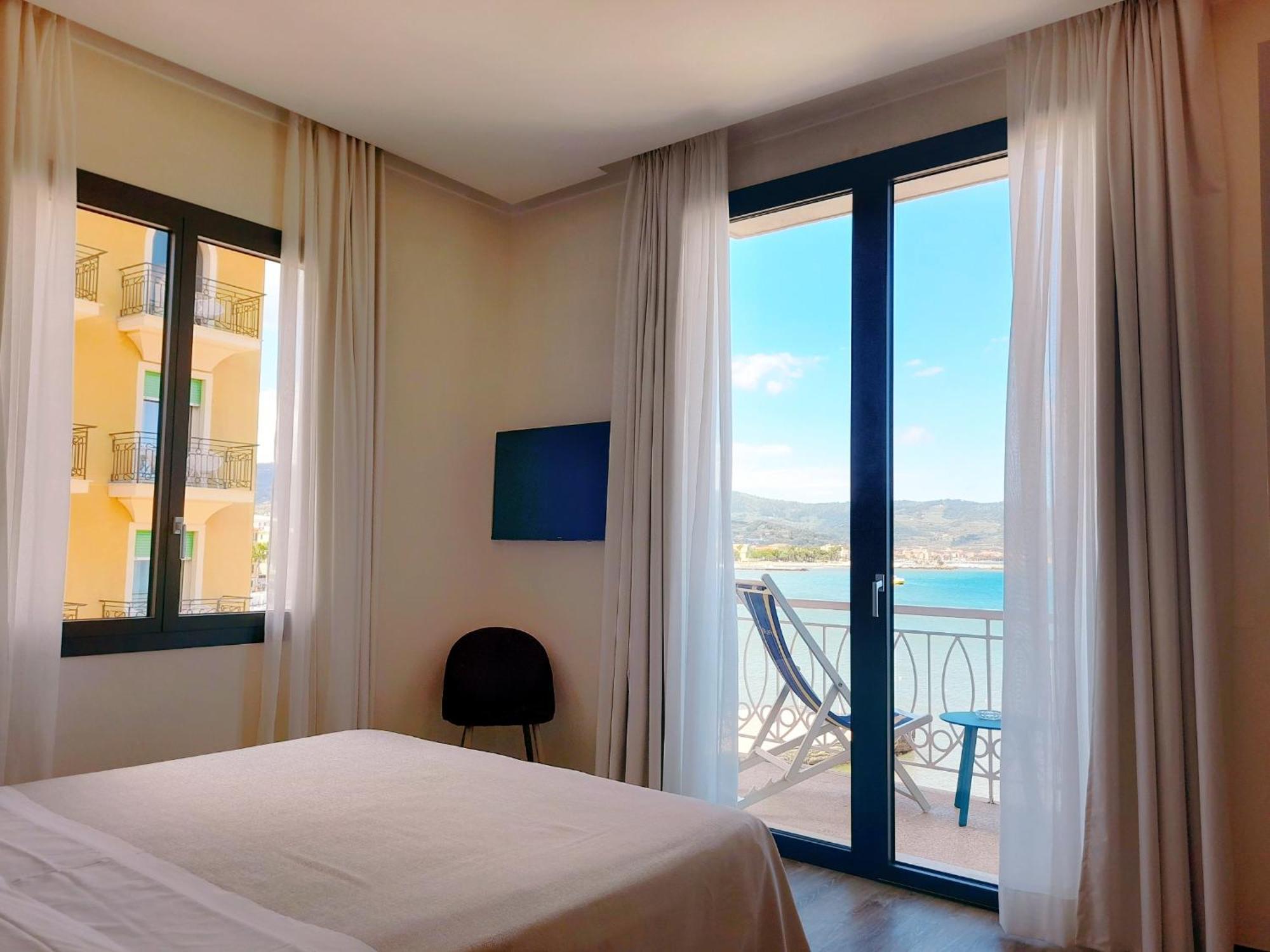 Hotel Golfo E Palme Diano Marina Quarto foto